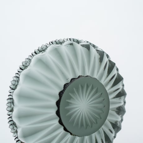 Nuutajarvi｜old glass plate φ14.2cm｜grey