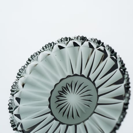Nuutajarvi｜old glass plate φ14.2cm｜grey