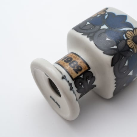Arabia｜Kalevara｜1982｜egg holder