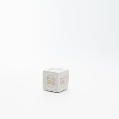 Arabia｜dealer sign｜cube