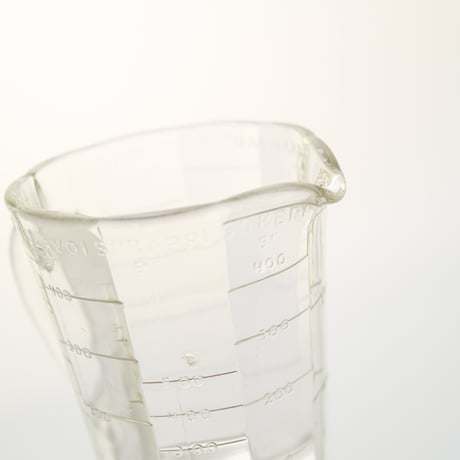 Riihimaki｜measuring glass pitcher