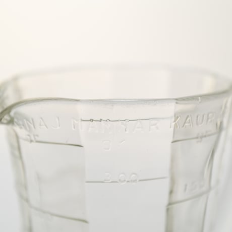 Riihimaki｜measuring glass pitcher