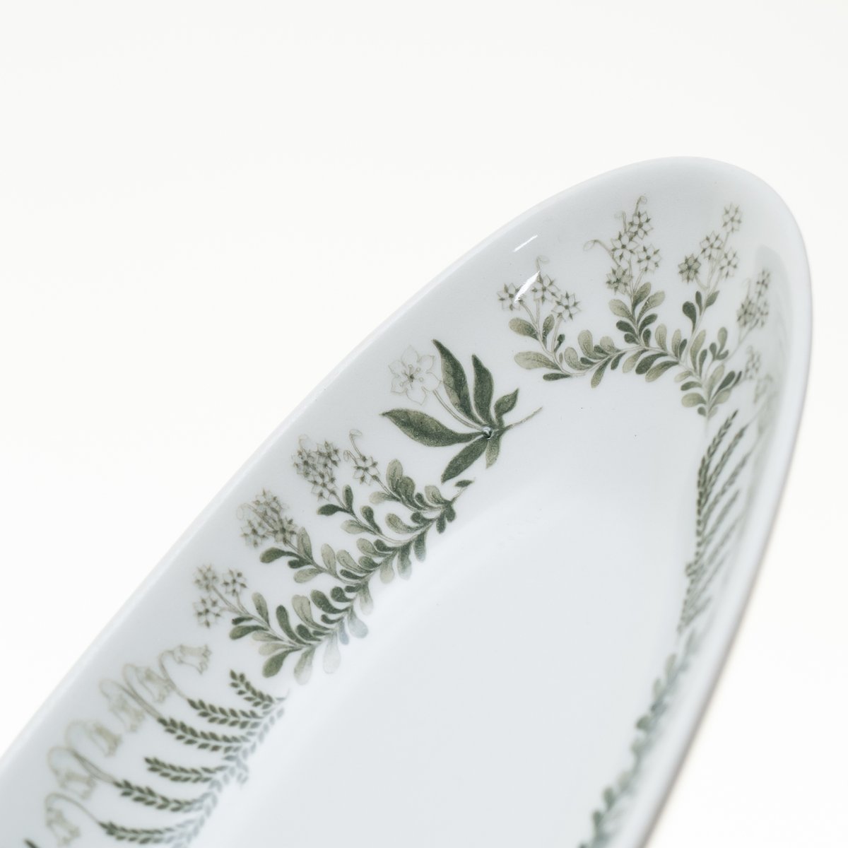 Arabia｜Polaris｜oval plate 26cm | lumikka online...