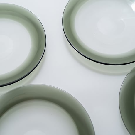 Iittala｜i-203｜plate φ18cm｜green｜5