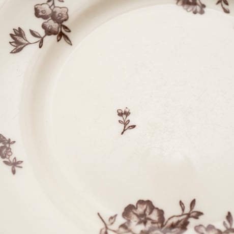 Arabia｜plate φ17cm｜Moderna｜brown flower｜2