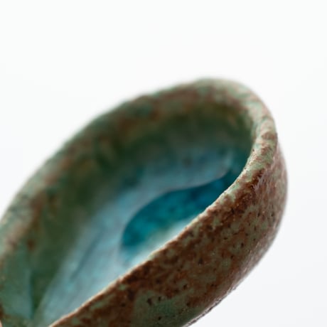 Finland｜small pottery plate｜curved