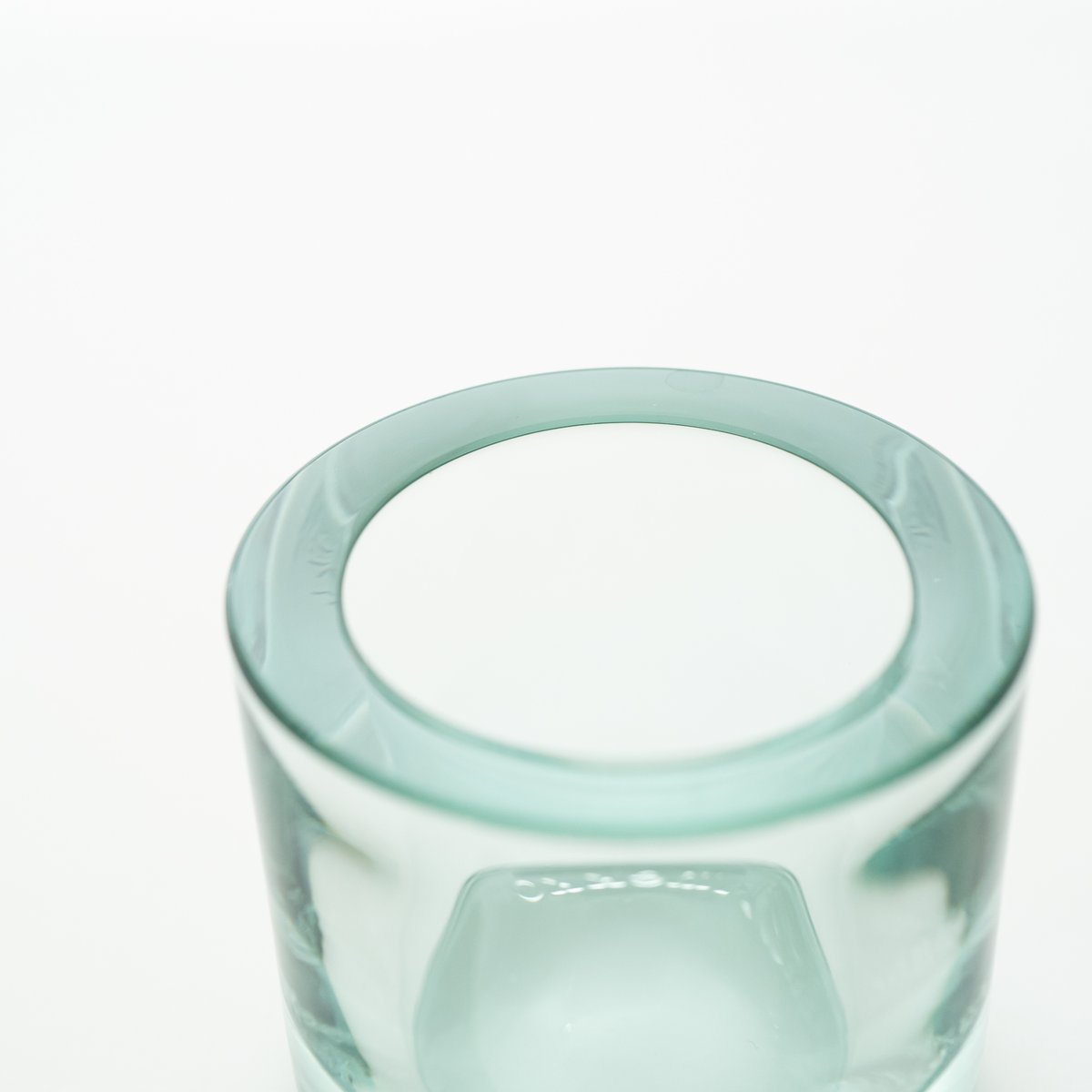 【イッタラ　kivi 中間色　リネン系　ブルー系　2個セット】 イッタラ kivi 中間色 リネン系 ブルー系 2個セット】