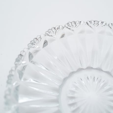 Nuutajarvi｜old glass plate φ14.2cm｜clear