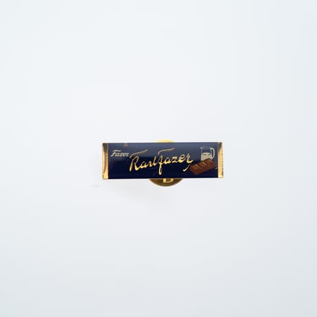 Pin badge｜Fazer chocolate