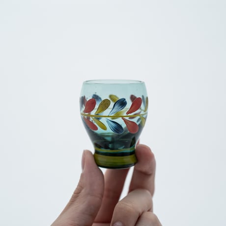 Kumela｜shot glass φ4.7cm｜blue｜flower｜handpainted