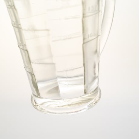 Riihimaki｜measuring glass pitcher