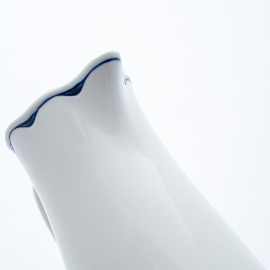 67ba8ec7fd5b07653f4e1054
