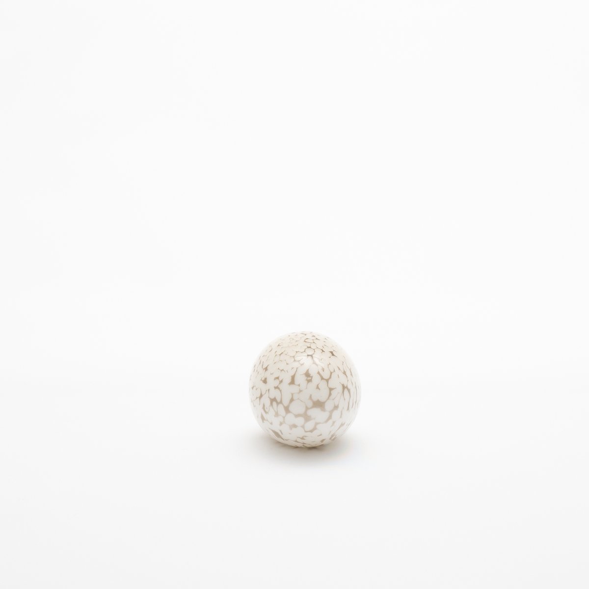 Nuutajarvi / Iittala｜Birds by Toikka｜egg｜white