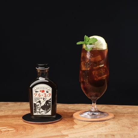 喜多方発クラフトコーラシロップ大瓶　薬膳ツル・コーラ  830ｇ