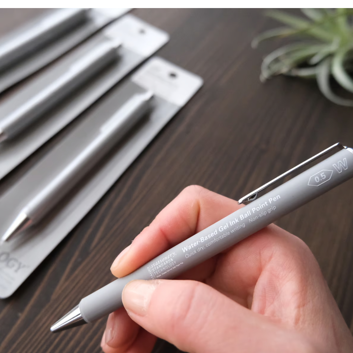STALOGY / ゲルインキボ−ルペン 0.5mm | リスノ雑貨店