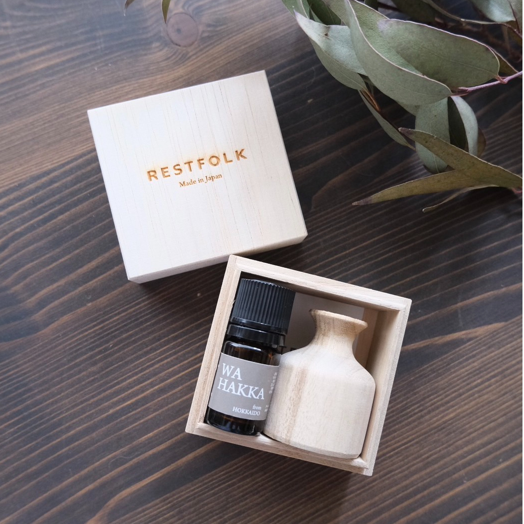 むっちゃん専用！エッセンシャルオイルセット ウッドボックス、ディフューザー付き むっちゃん専用！エッセンシャルオイルセット ウッドボックス