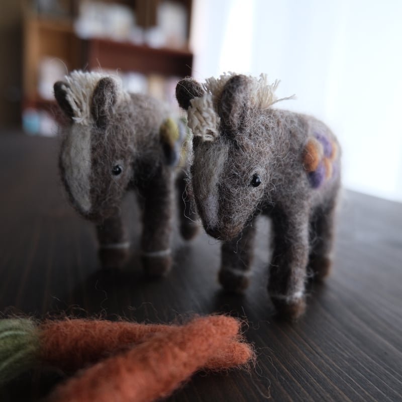 羊毛フェルト・干支のお馬さん / nijiiro | リスノ雑貨店