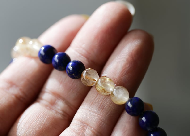 宇宙と繋がる〉超大玉ゴールドルチル & ラピスラズリ