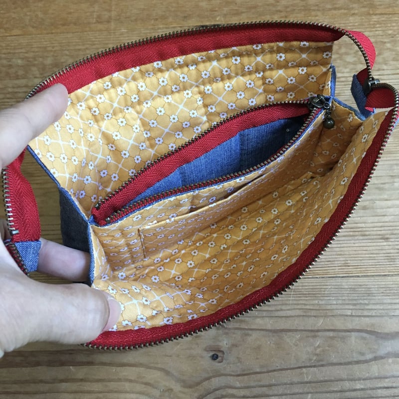 ダブルファスナーポーチ・ブルー パッチワークキット | mayumisakai's ダブルファスナーポーチ・ブルー パッチワークキット | mayumisakai's