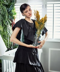Lace frill blouse(Black)
