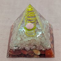 桃1個入り🍑恋愛運のオルゴナイト