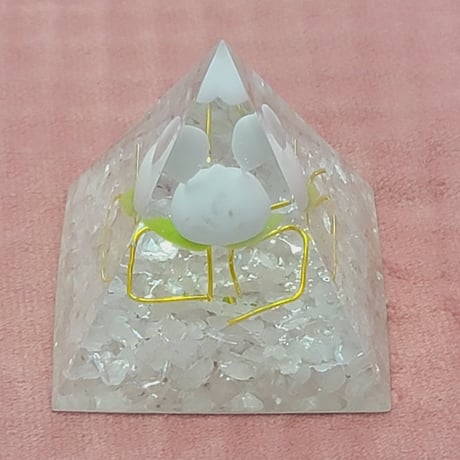 桃うさぎ1匹入り🍑🐇開運オルゴナイト2個セット