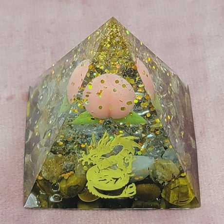 桃1個入り🍑金運キンピカギラギラオルゴナイト～桃神&龍神コラボ～