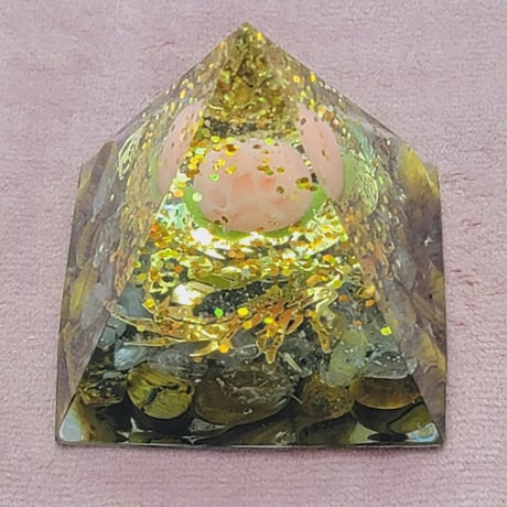 桃1個入り🍑金運金ピカギラギラオルゴナイト～桃神&龍神コラボ～