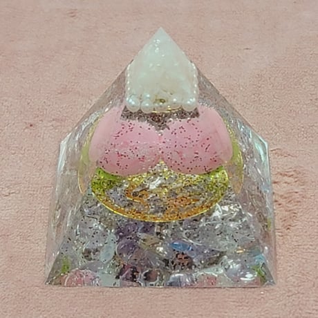 桃2個入り🍑🍑『永遠(とわ)に』のオルゴナイト～桃神&龍神コラボ～