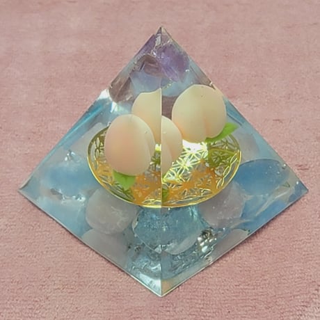 桃2個入り🍑🍑縁結びのオルゴナイト