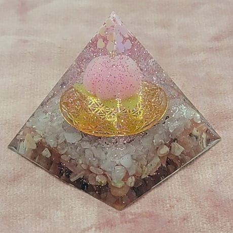 桃1個入り🍑恋愛運ピンクドキドキのオルゴナイト