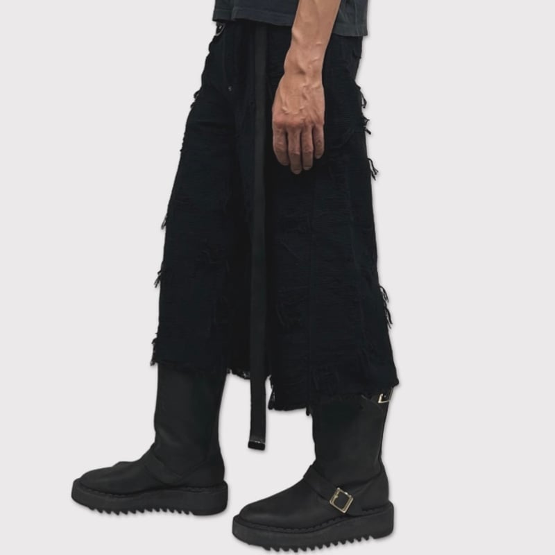 Cut Off Heavy Short Boro Crust (NOIR) | MINUS O