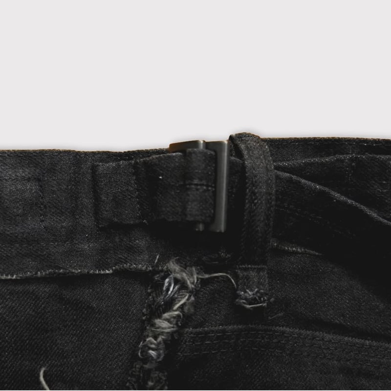 Slash Seam Twist Cargo Jeans(NOIR) | MINUS OFFI