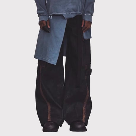 Slash Seam Twist Cargo Jeans(PERSIMMON TANGY DYED)