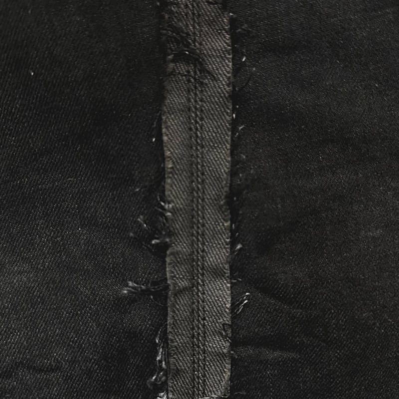 Slash Seam Twist Cargo Jeans(NOIR) | MINUS OFFI
