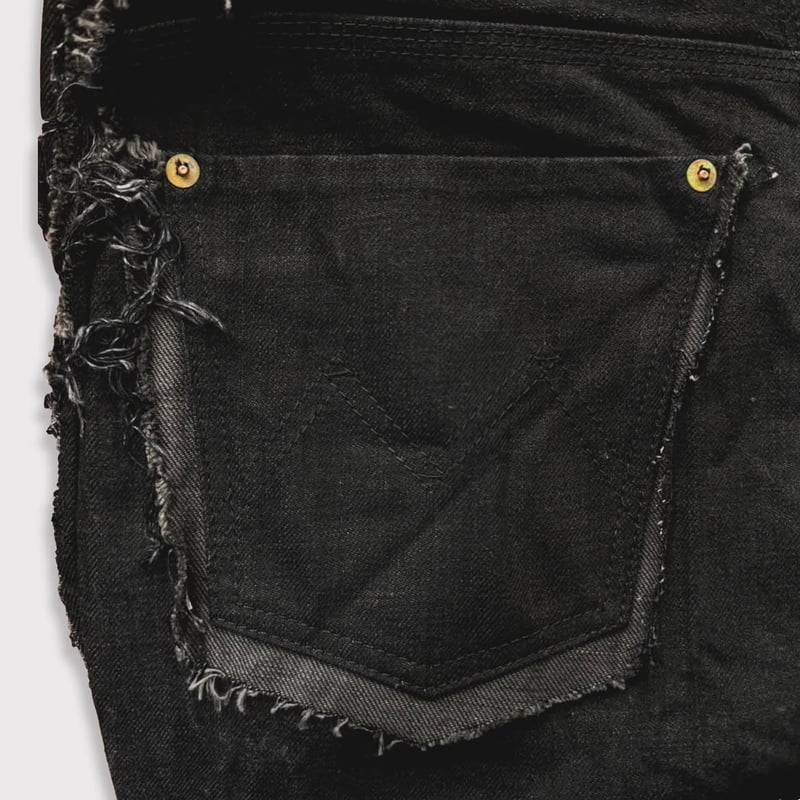 Slash Seam Twist Cargo Jeans(NOIR) | MINUS OFFI
