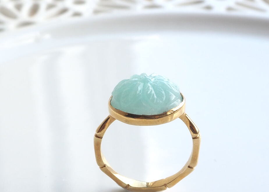 新作アマゾナイトと水晶ダブレット銀箔入Wフラワーカービングピアスチャーム 新作アマゾナイトと水晶ダブレット銀箔入Wフラワーカービングピアス