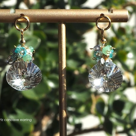 コンケーブカット | STORES