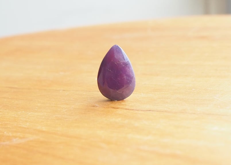 天然コランダム　サファイア １．８８ｃｔ　/ Ｄ０．２４ｃｔ 天然コランダム サファイア 1．88ct / D0．24ct