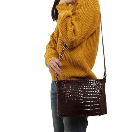 【rena-iris made in japan】牛革製品・エナメルクロコ・ショルダーバッグ(日本製）ir-404