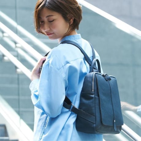 【日本製】【rena -iris  made in japan】〔rena-white　collection〕牛革製品・オイルヌメ革製ランドセルデザインリュック2502　ir-11