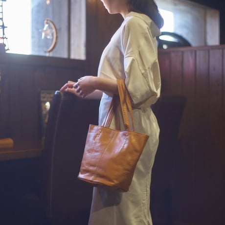 【日本製】（10color）【renaトート・シリーズ】素上げ革・ソフトオイルレザー ハンドトート rn-29