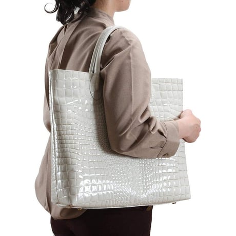 【日本製】【rena -iris  made in japan】牛革製品　男女兼用・エナメルクロコ型押し・ 軽量ラージサイズ・トートバッグ 　ir-667
