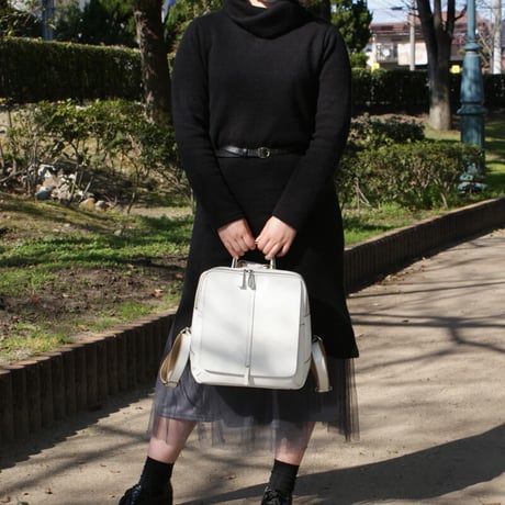 【日本製】【rena -iris  made in japan】〔rena-white　collection〕牛革製品・オイルヌメ革製ランドセルデザインリュック2502　ir-11
