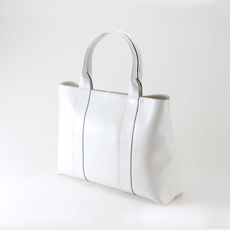 【日本製】【rena -iris  made in japan】〔rena-white　collection〕軽量牛革製品・ヌメ革手提げトート（H　28　W　40　D　10.5　cm)   ir-03