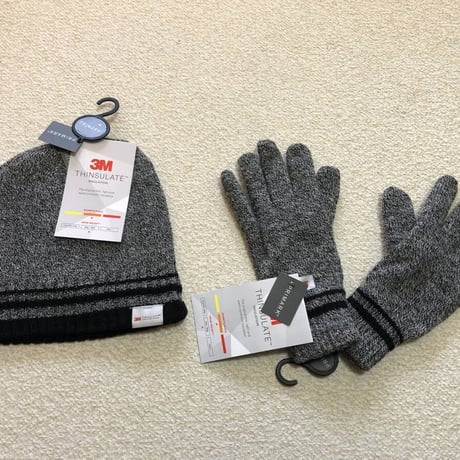 新品　フランスメーカー３M/Thinsulate素材　ニット帽と防寒手袋SET