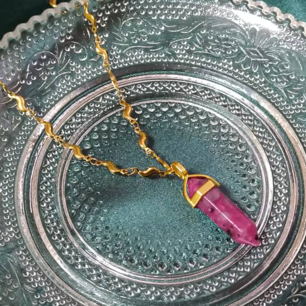 ダルメシアンジャスパーの鉛筆風Goldネックレス(Blue or Pink