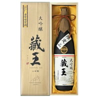 大吟醸 蔵王1,800ml　桐箱入り（数量限定品）