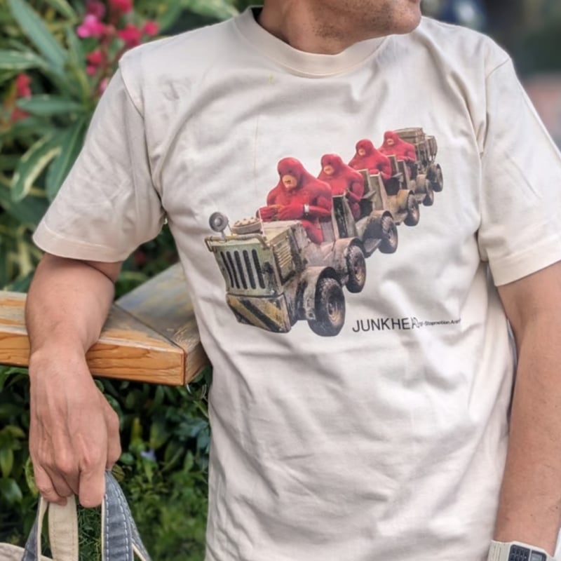 ☆「JUNK HEAD」マルギータのグルメツアーTシャツ（薄ベージュ