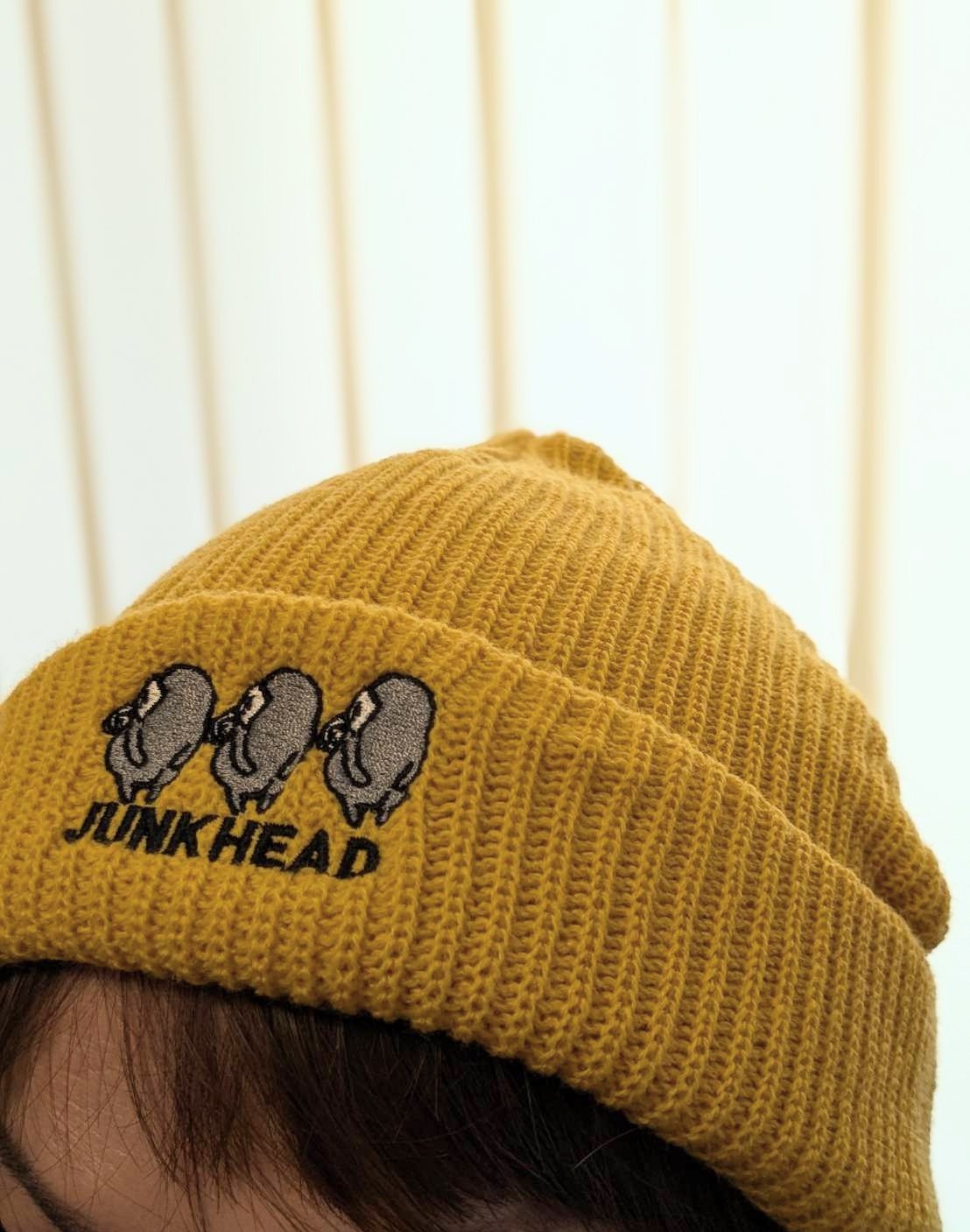 ☆「JUNK HEAD」ゆるかわ3バカちゃんのビーニー(マスタード